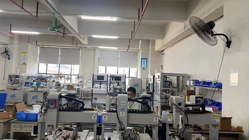 小标题：一、定制周期的决定因素